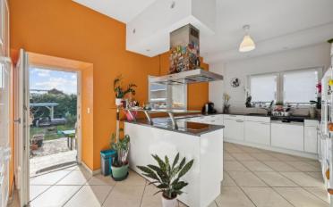 Mixed use property - image - 5