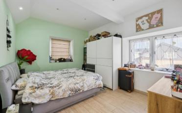 Mixed use property - image - 8