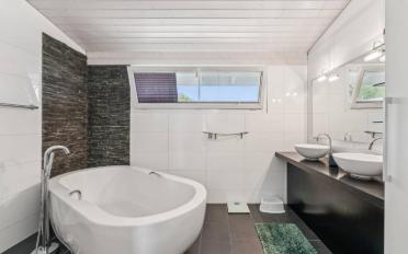 Einfamilienhaus 9 Zimmer - image - 11