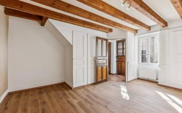 Maison 8 pièces - image - 2