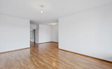 Apartment 4 rooms - image - 3