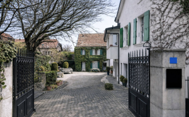 Maison 16 pièces - image - 1