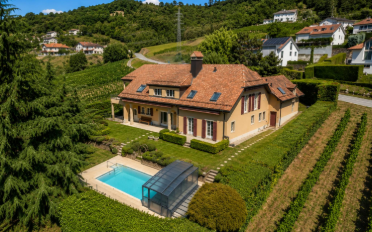 Villa 13.5 rooms - image - 1