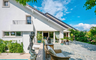 Villa 10 Zimmer - image - 1
