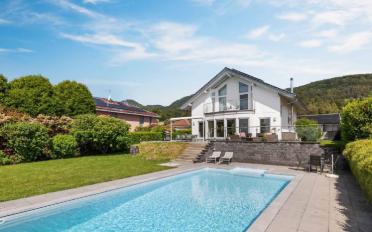 Villa 6.5 pièces - image - 2