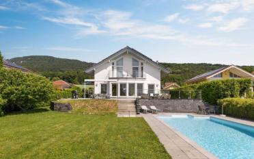 Villa 6.5 pièces - image - 1