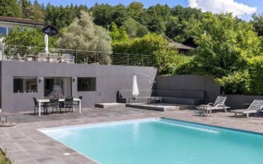 Villa 6.5 pièces - image - 1