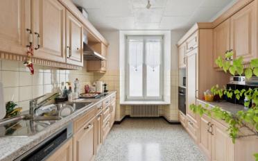 Maison 9 pièces - image - 4