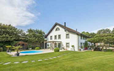 Villa 8 pièces - image - 2