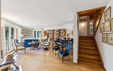 Maison 10.5 pièces - image - 2