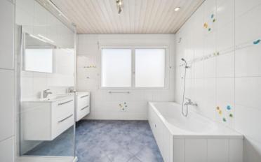 Single house 10 rooms - image - 8