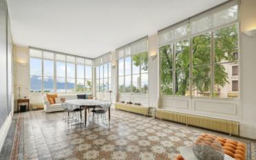 Single house 24 rooms - image - 10