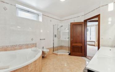 Apartment 5.5 rooms - image - 12