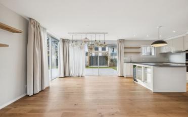 Reihenfamilienhaus 6.5 Zimmer - image - 2