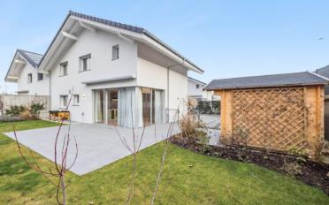 Reihenfamilienhaus 6.5 Zimmer - image - 1