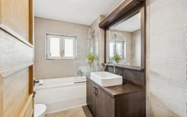 Apartment 4 rooms - image - 13