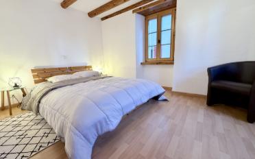 Residential building 9.5 rooms - image - 7