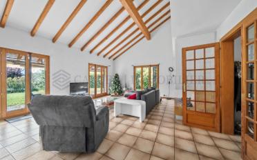 Maison 9 pièces - image - 3