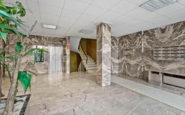 Apartment 4 rooms - image - 8