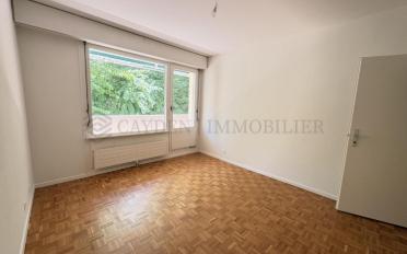 Apartment 4 rooms - image - 7