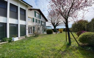 Apartment 6 rooms - image - 2