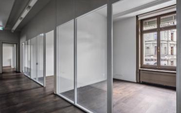 Office - image - 4