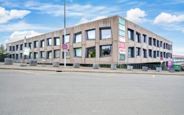 Office - image - 1