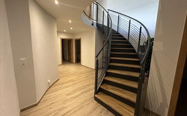 Villa 5.5 Zimmer - image - 3