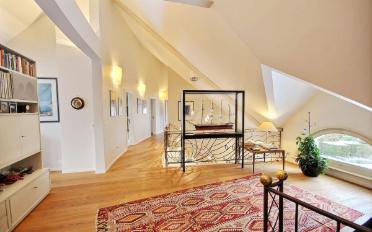Single house 12 rooms - image - 13