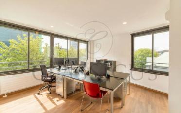 Office - image - 6