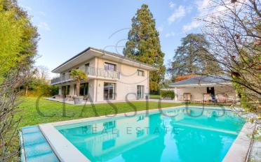 Villa 11 pièces - image - 1
