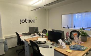 Office - image - 8