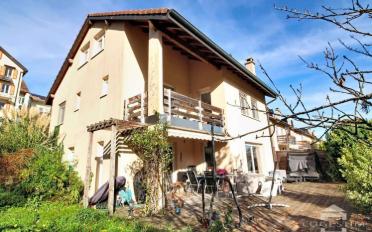 Villa 8.5 pièces - image - 1