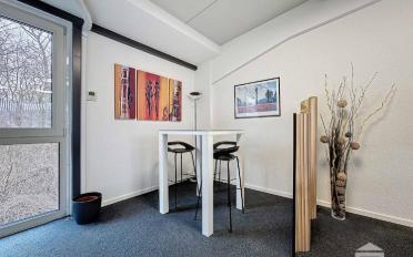 Office - image - 3