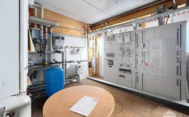 Commercial - image - 9