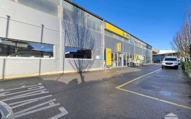 Commercial - image - 1