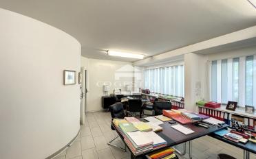 Bureau - image - 10