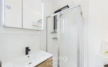 Apartment 4 rooms - image - 9
