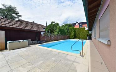 Maison jumelée 7 pièces - image - 1