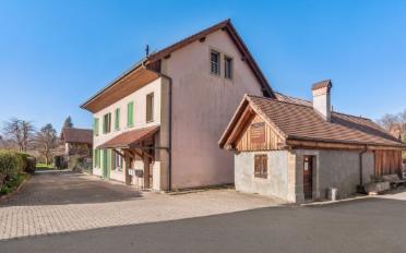 Einfamilienhaus 9.5 Zimmer - image - 1