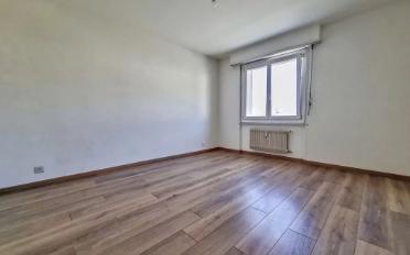 Apartment 4 rooms - image - 7
