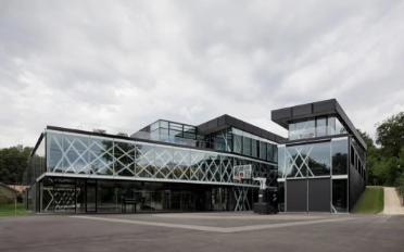 Office - image - 1