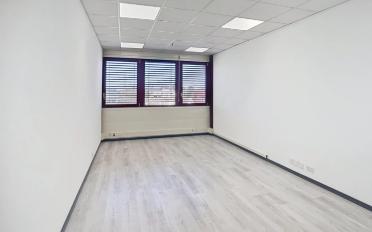 Office - image - 6