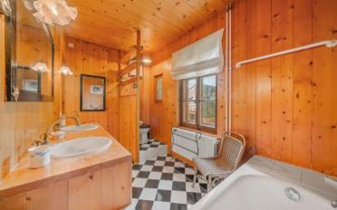 Single house 8 rooms - image - 7