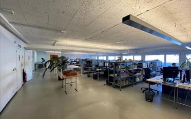 Office - image - 4