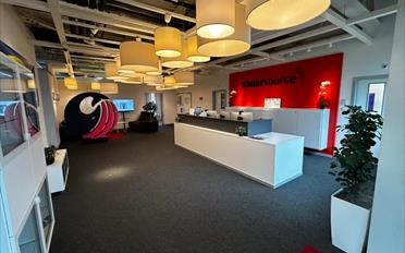 Office - image - 4