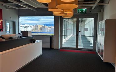 Office - image - 5