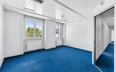 Office - image - 4