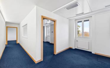Office - image - 6