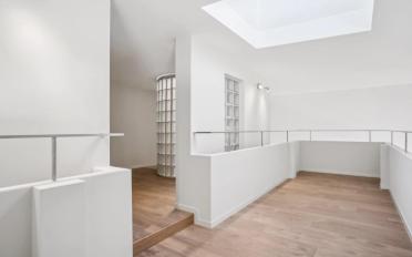 Office - image - 10